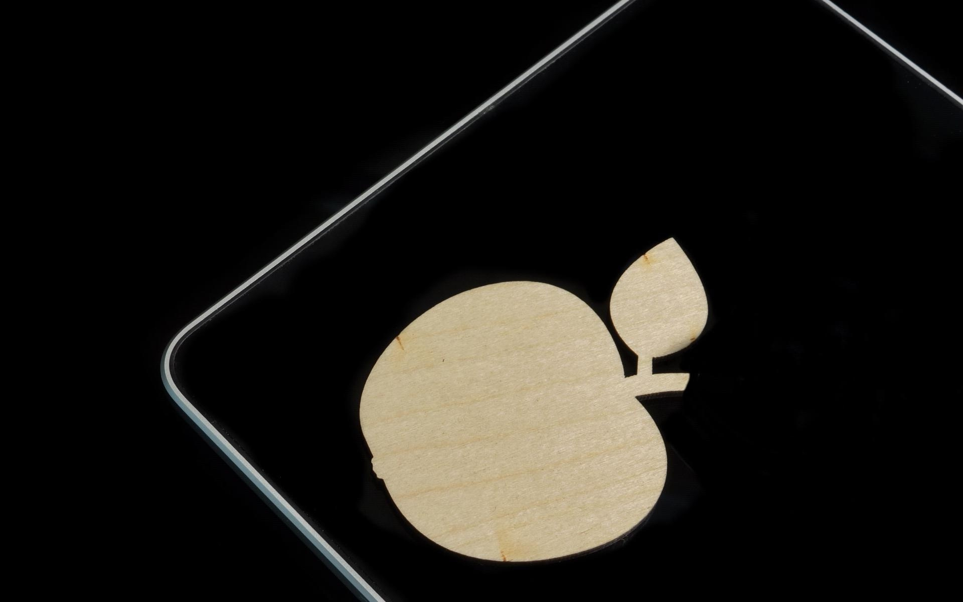 高管“投敌” 苹果“换血”