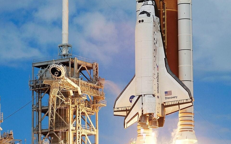 用尽历史遗产走捷径，美国重返月球尴尬了