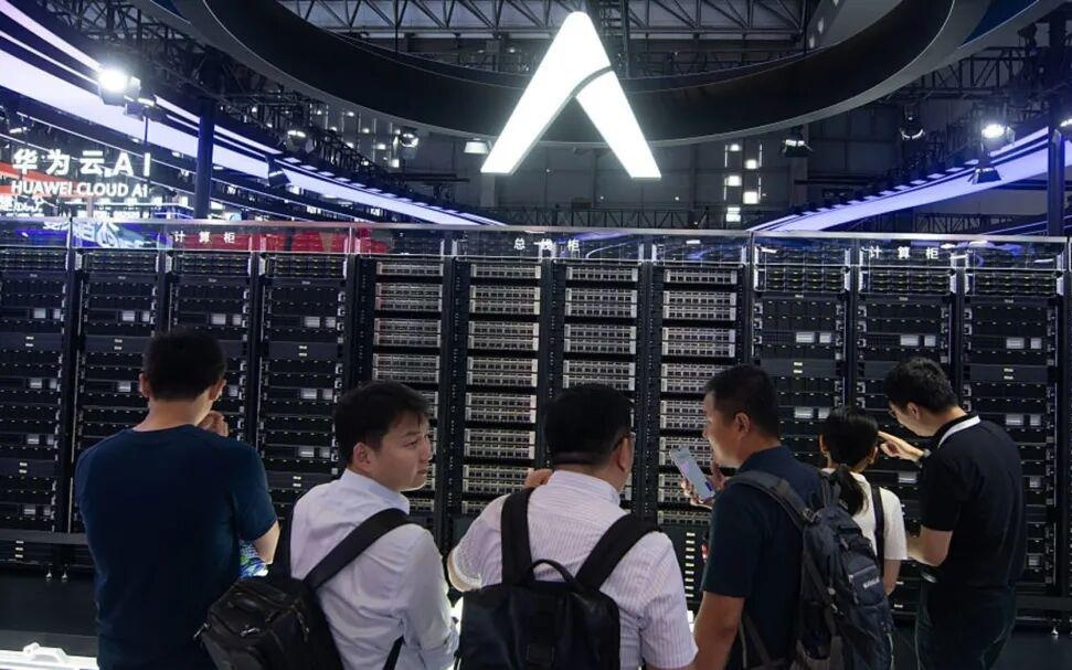 当华尔街不看好AI：5.6万亿市值蒸发后，中美算力战与商业化破局