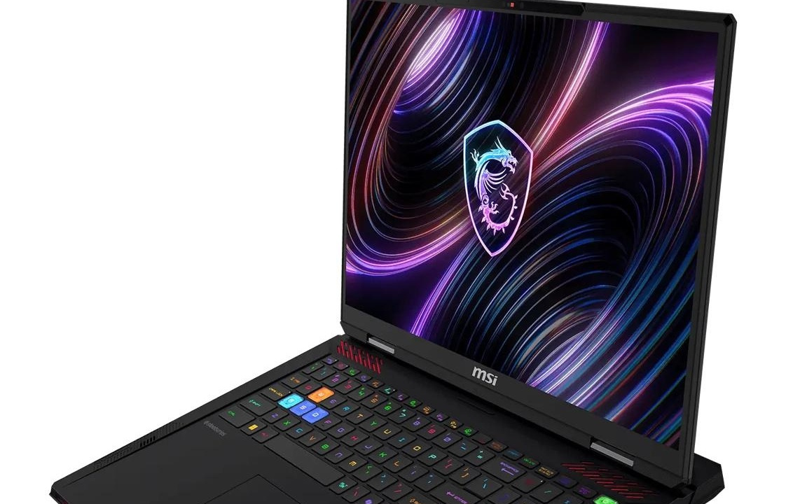 微星2026款泰坦18 Max游戏本国行上市:7热管散热双烤260W