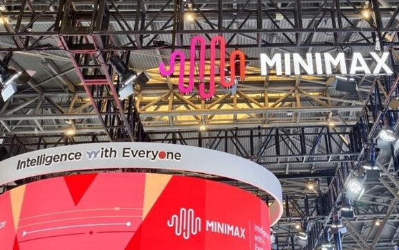 「AI新世代」直面OpenAI竞争！MiniMax通过港交所聆讯，海外收入占比超七成