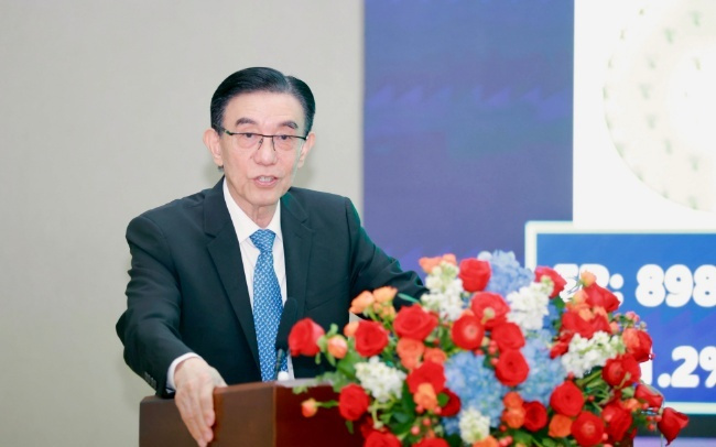 中微董事长尹志尧，给半导体泼点冷水