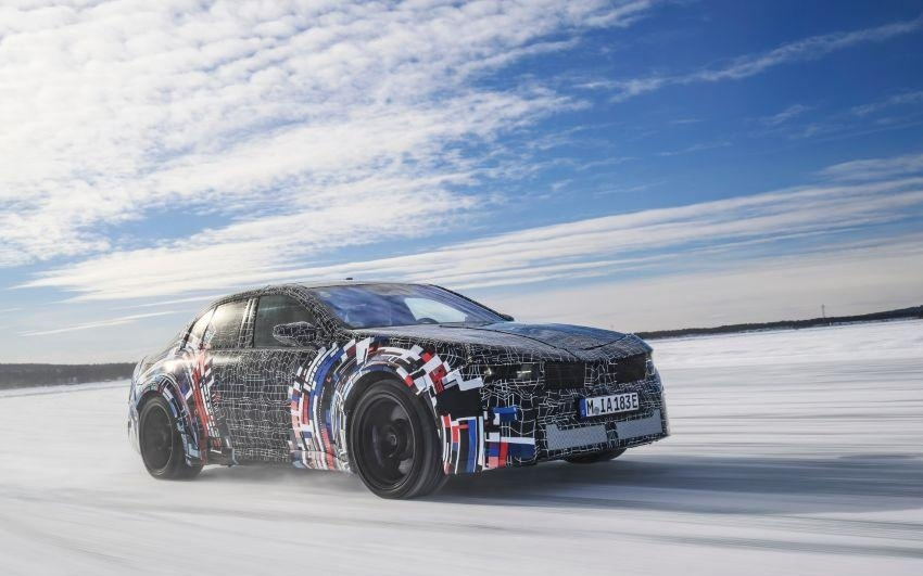 宝马首款纯血电动M系列来了!四电机上车,明年发布