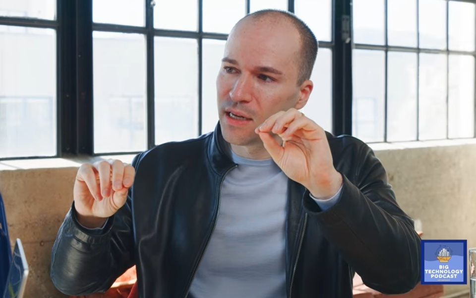 OpenAI联合创始人揭秘为何 “杀掉” Sora：1220亿美元换不来无限算力