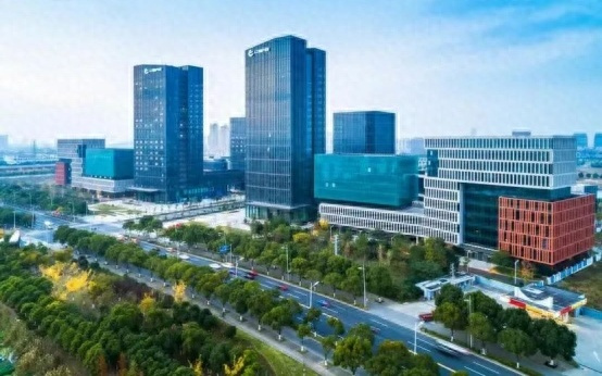 7·28，全球目光聚焦苏州工业园区AI高地