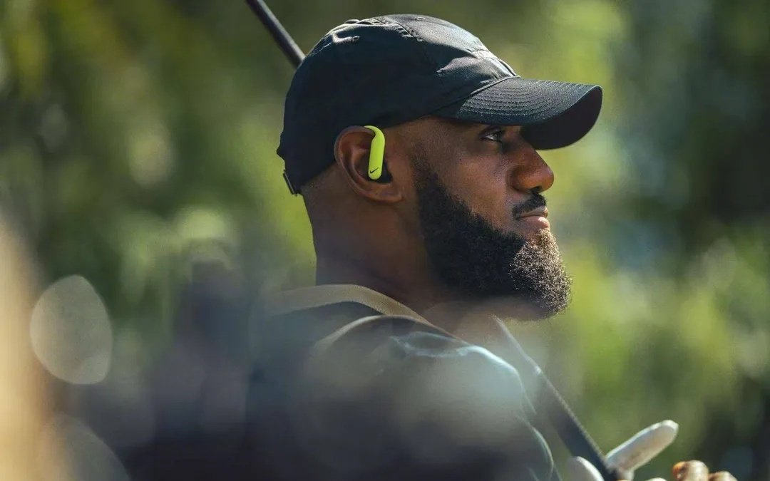 印有双Logo,Beats×耐克特别版Powerbeats Pro 2耳机发布