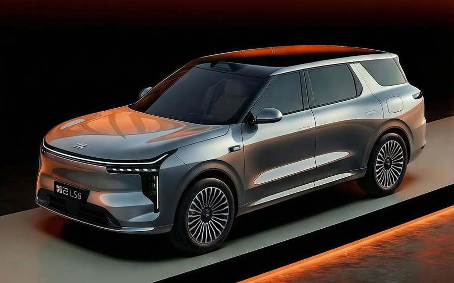 智己LS8首搭千问大模型，抢占AI汽车制高点