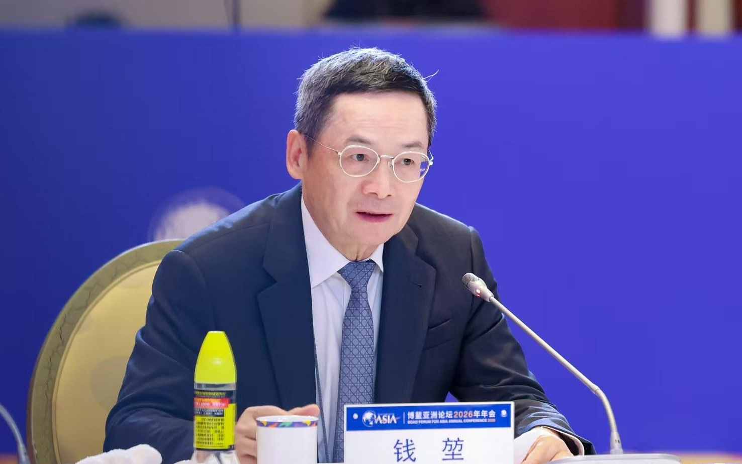 博鳌对话｜高通公司钱堃：智能眼镜等将逐步成为“个人AI”入口