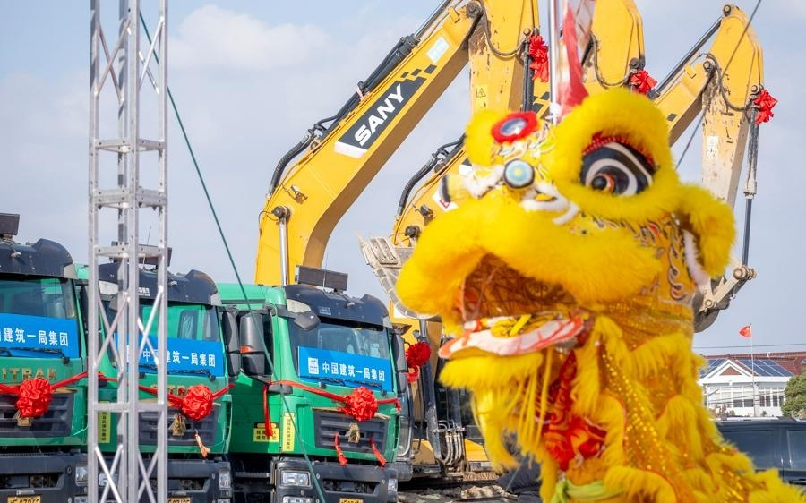 【城事】“除了臨港，我哪都不去！”國內首家數字光源芯片先進封測基地開工