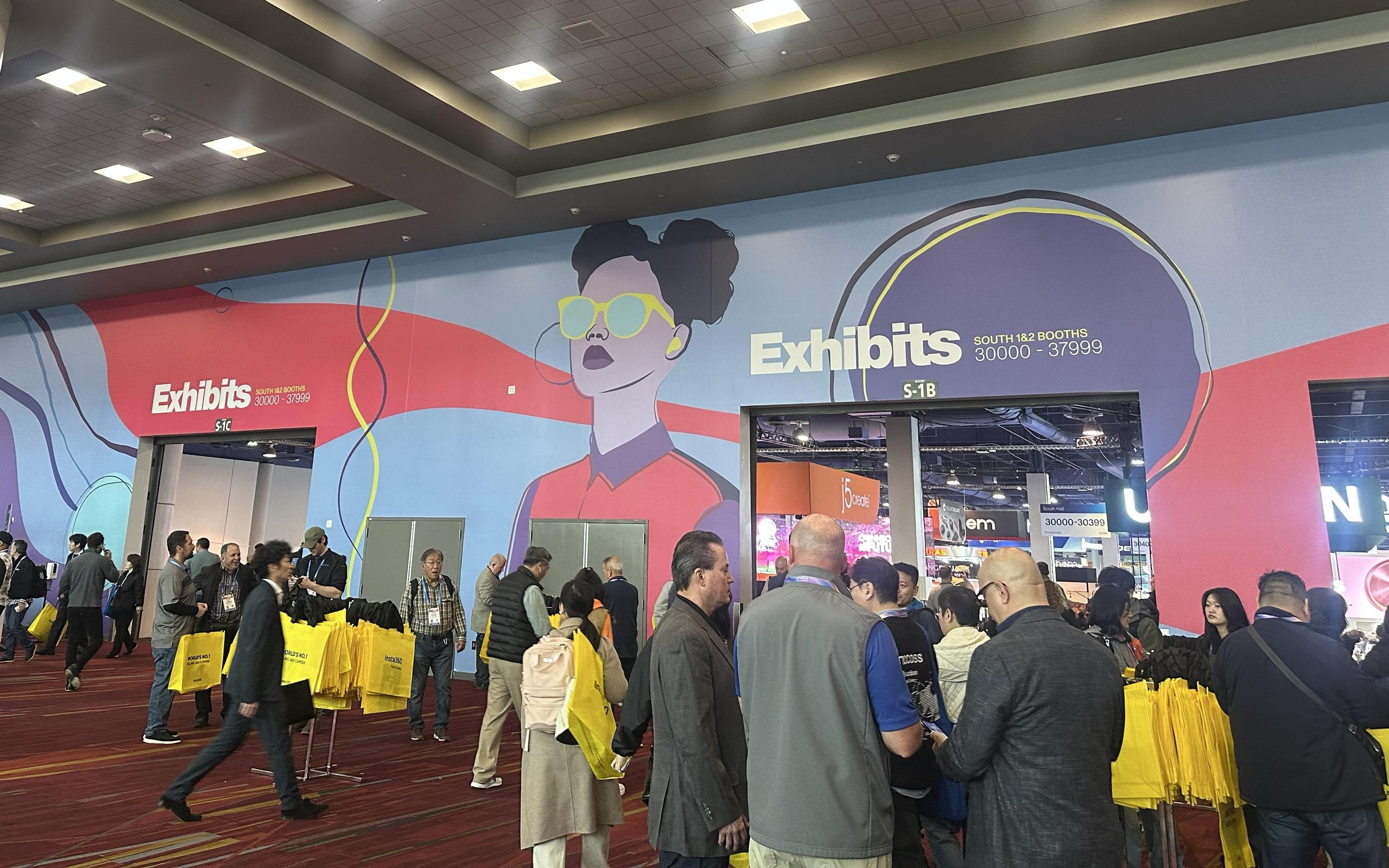 直击CES｜不再死磕昂贵的大模型，硅谷创业者加码设备端AI