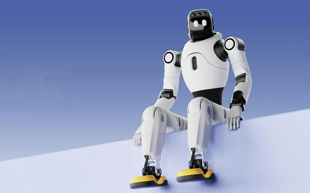 小鹏机器人，为啥真的像人？