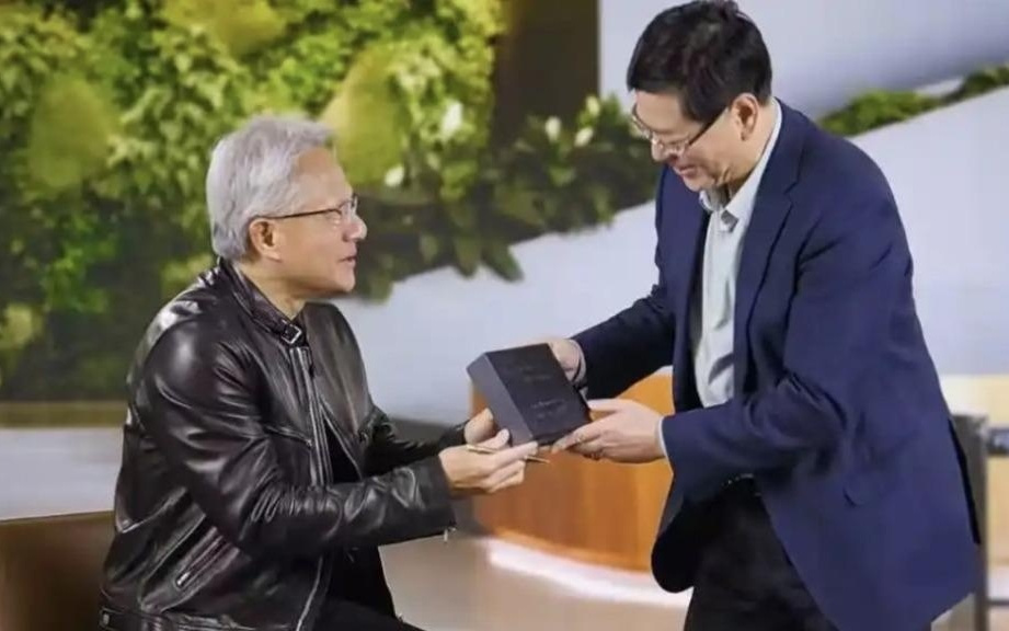 CES明日开幕:黄仁勋、苏姿丰轮番登场,中国具身智能集体亮相