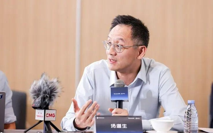 你问我什么是好AI，在腾讯试炼过的AI，就是好AI