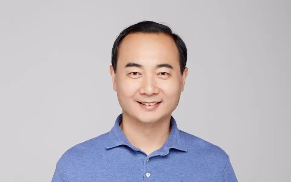 90%打工人「自费买AI上班」，开启To P革命！每月花20刀效率翻倍