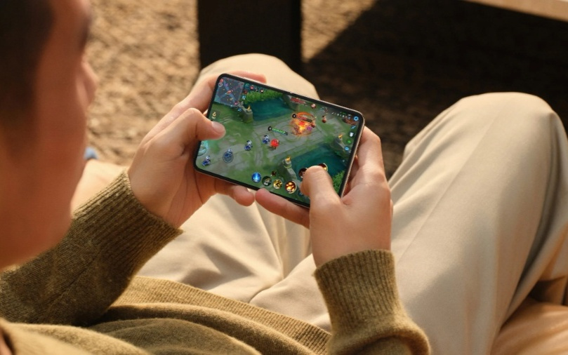 800元新年礼遇优惠：华为Pura X，这份双旦好礼藏着满分品味