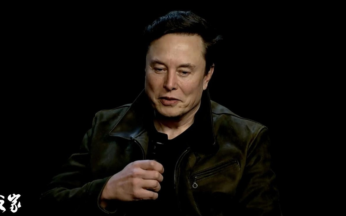 分析显示马斯克一个月内在X平台发布1716次内容，近半涉政