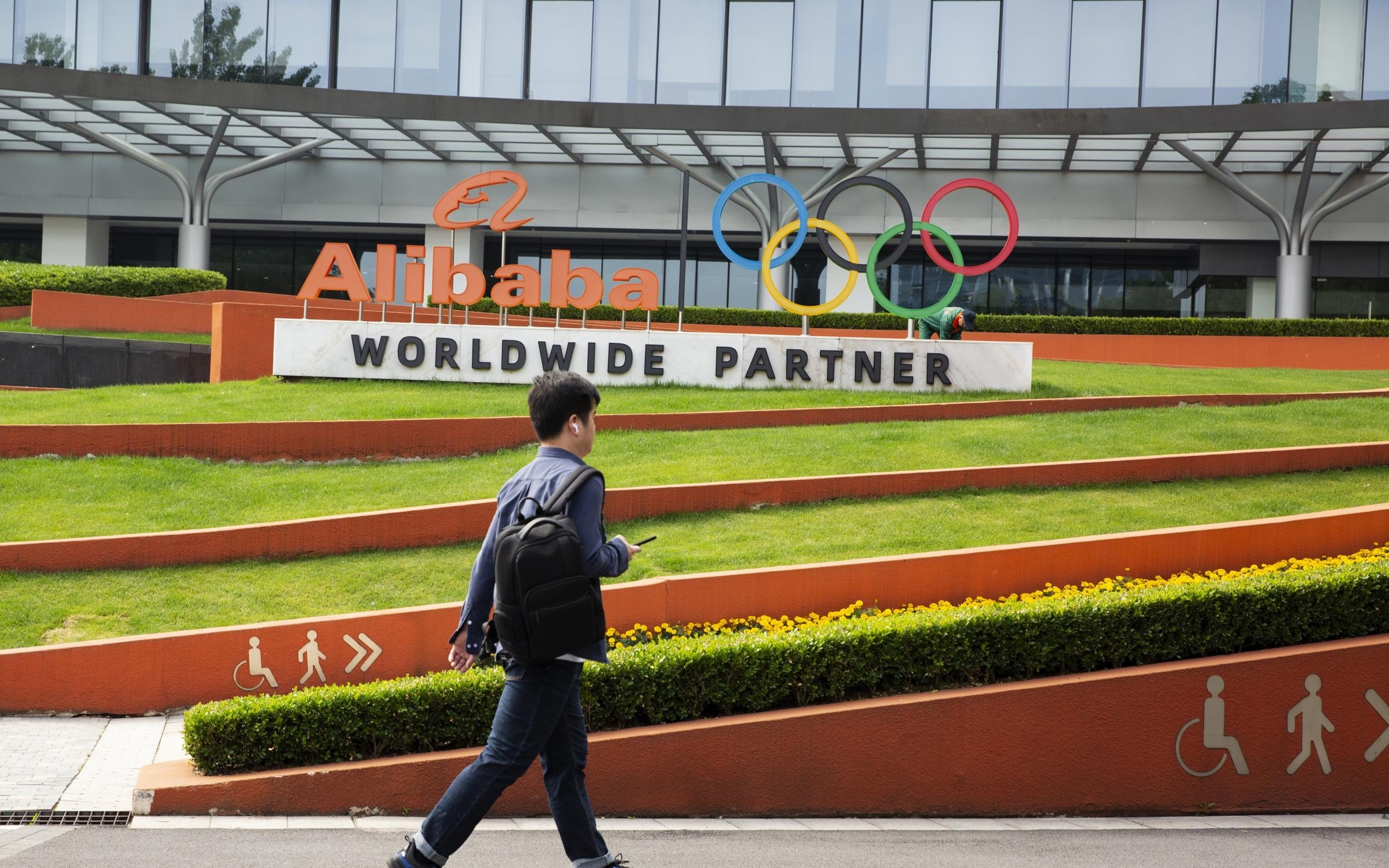 阿里AI变阵，CEO亲自带队，内部信称“历史性机遇”来了！