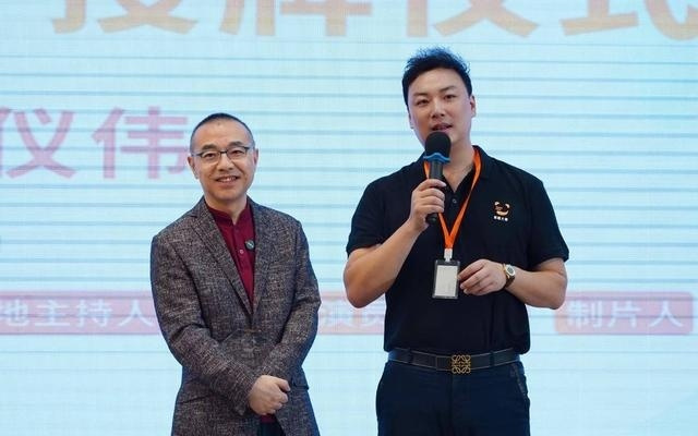 成都发布全国首发AI数字菜谱+智能炒菜机 川菜智能化发展迎来新突破