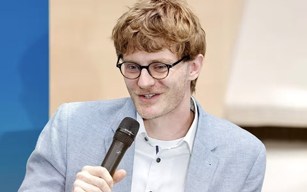 20人，4个月，干出270亿独角兽