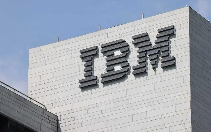 IBM前CEO郭士纳去世，他曾深刻影响任正非