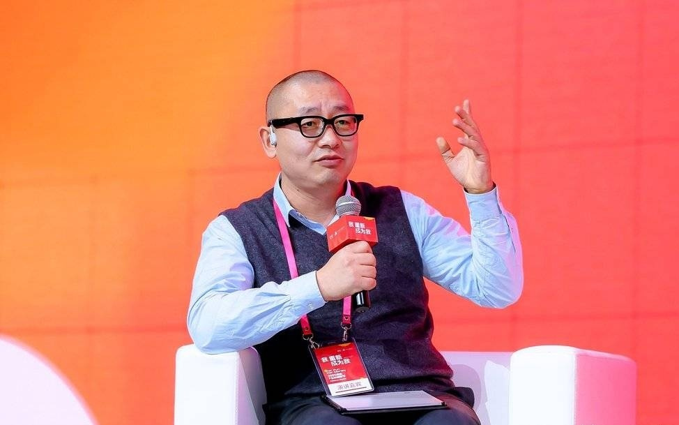 重新定义甚至设计“我”，科技该不该？还能不能往前走？