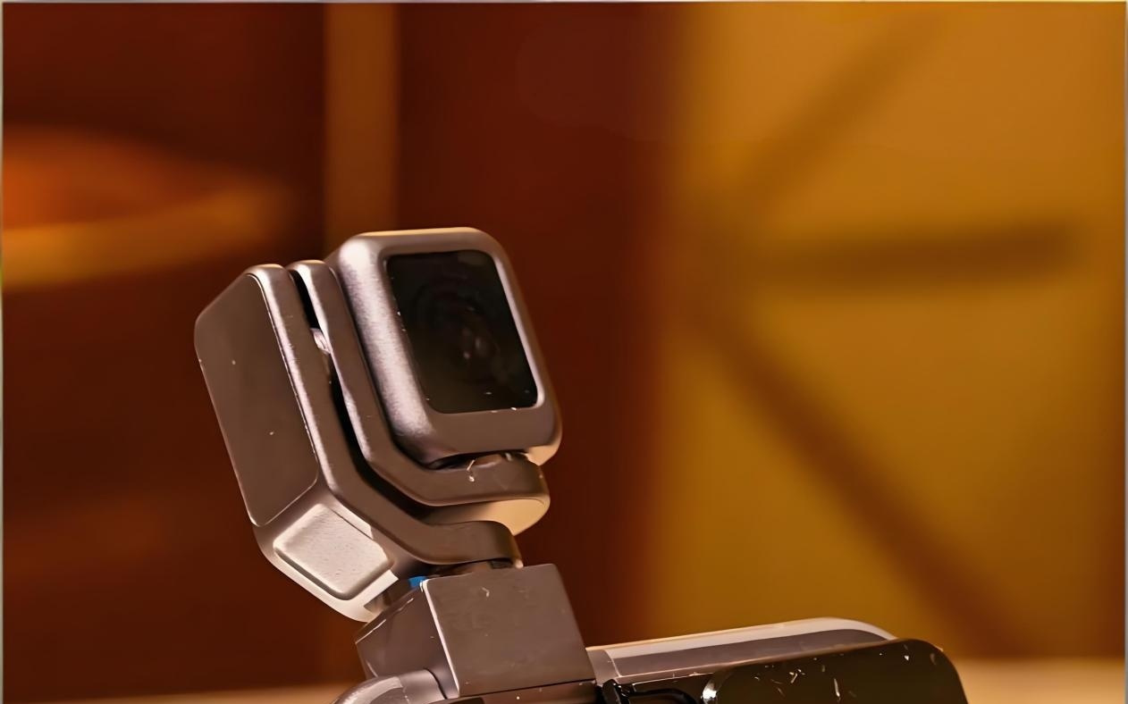 终端形态破界！荣耀ROBOT PHONE闪耀2026 CES，掀开AI终端下一章