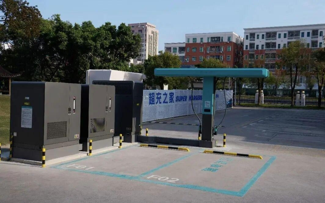 比亚迪下了盘大棋