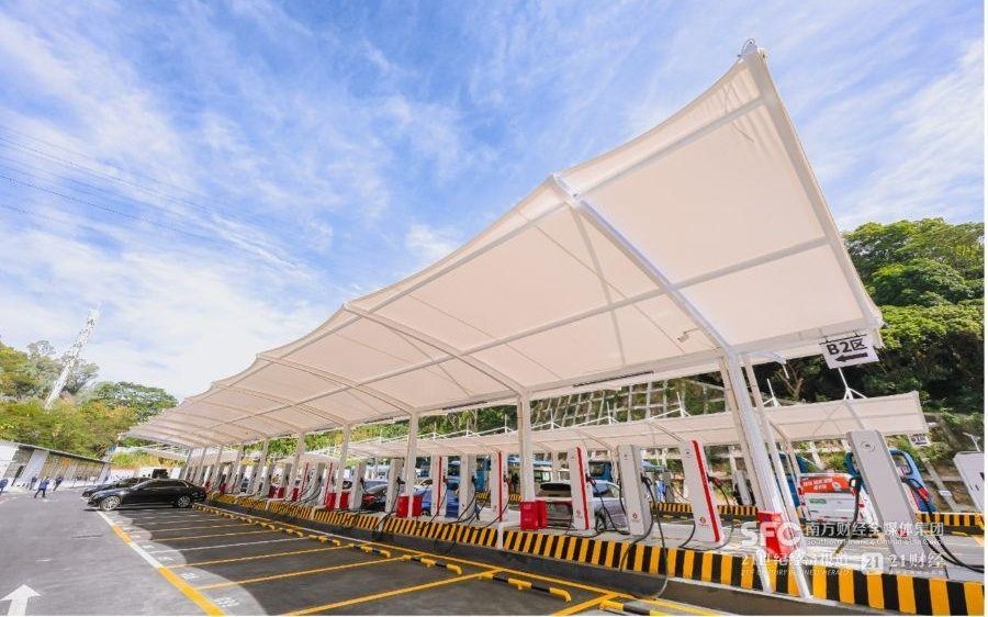 深圳再添一座超大型超充站