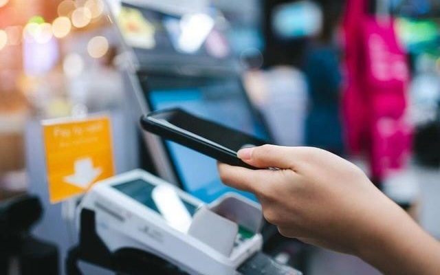 便利背后暗藏风险 手机“贴一贴”可能无形中危害国家安全