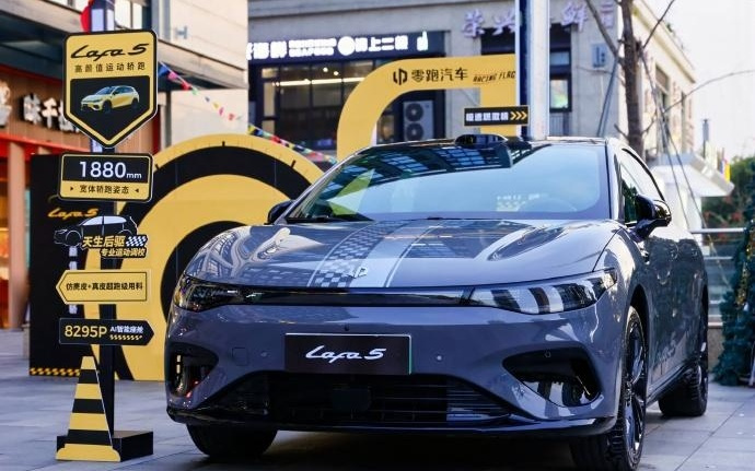 月销再破7万后：零跑多平台新车发力，国内外双端布局，剑指百万年销