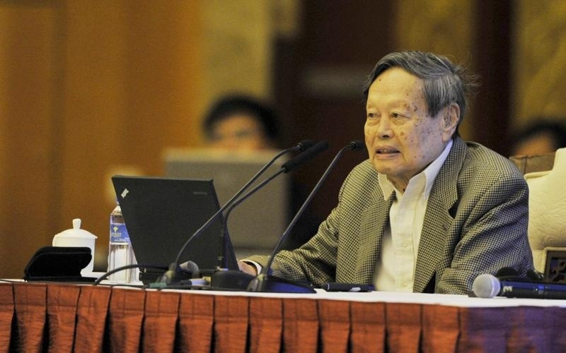 杨振宁一生心怀家国，他说“科学家有义务向西方诠释中国”