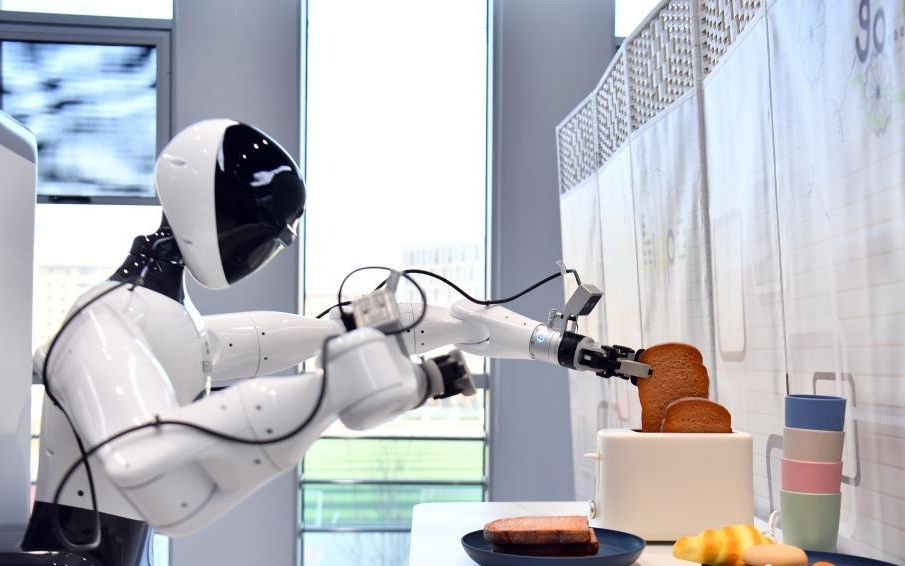 探访雄安具身智能机器人训练