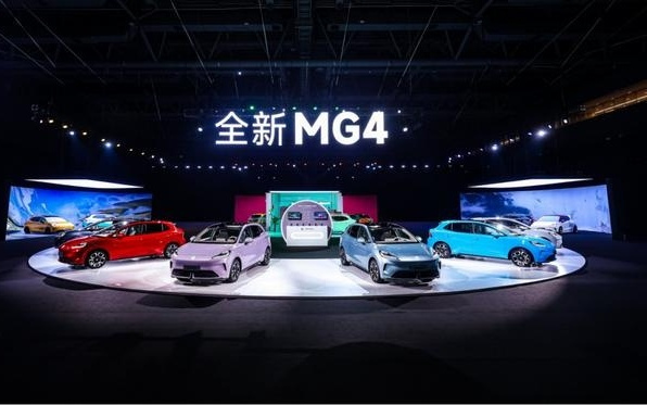 从“技术平权”到“全球同步”，MG在2025年做对了什么？