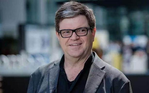 刚刚，杨立昆融资70亿！黄仁勋投了