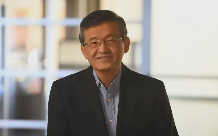 英特尔陈立武:数位企业CEO亲自电话“催货”