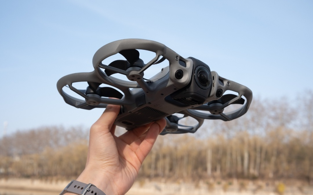 Avata 360，是大疆送给创作者的「新边界」