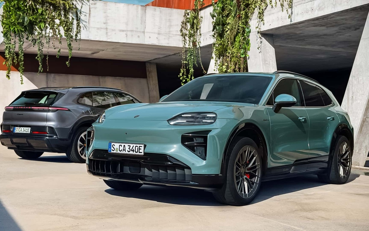 保时捷纯电卡宴整备质量超2.6吨，官方称开起来比燃油版更灵活