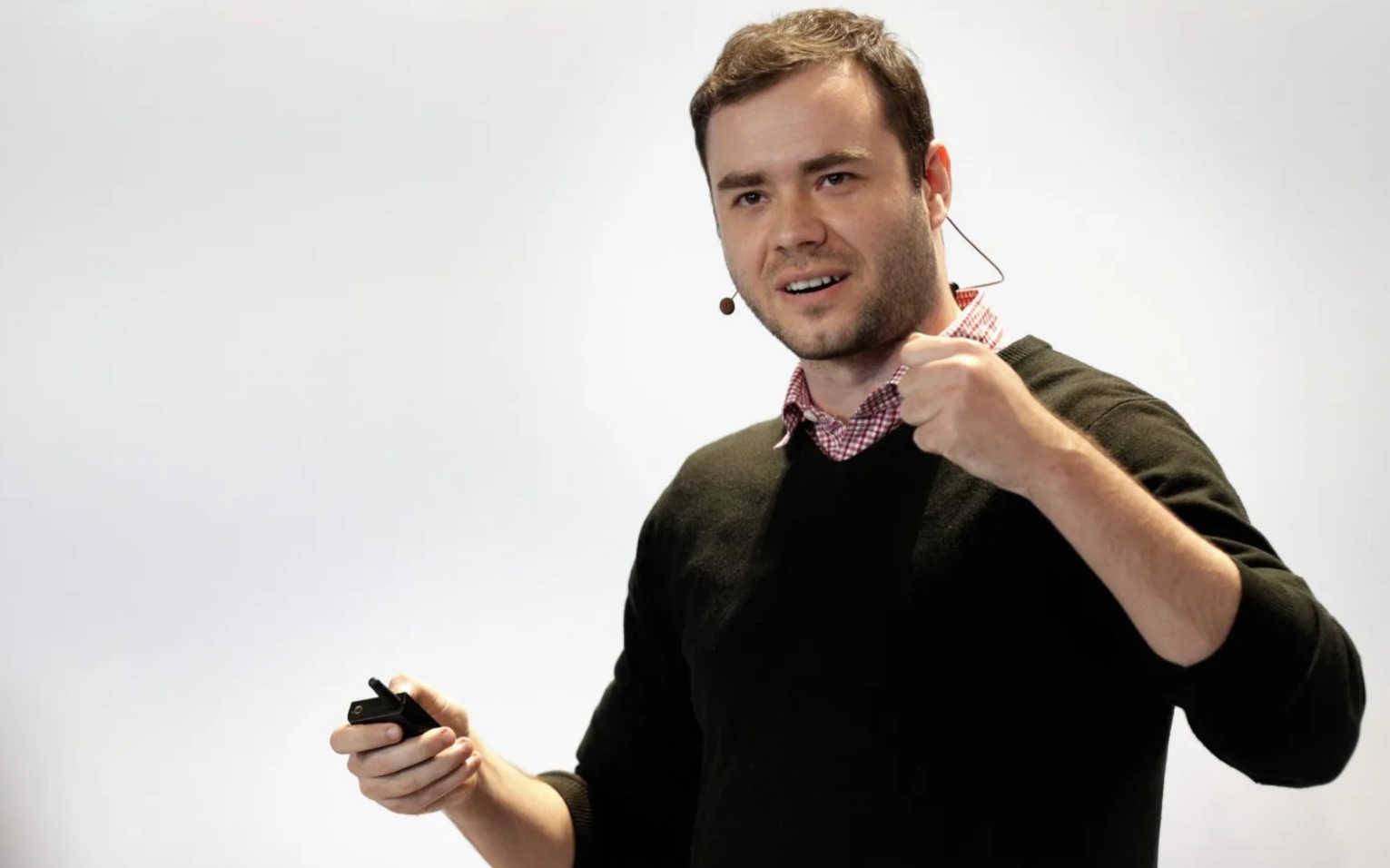 被AI抢饭碗？OpenAI联合创始人发布342个职业评分：全美6000万岗位高危