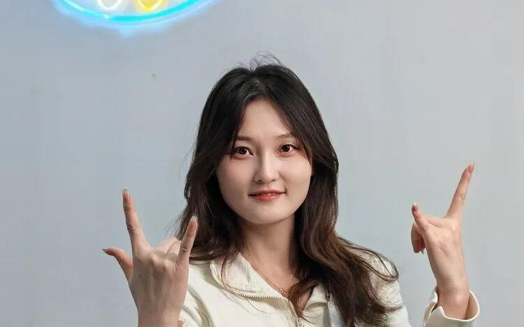 荣耀 500 Pro，一款“既能拍又能玩”的全能选手