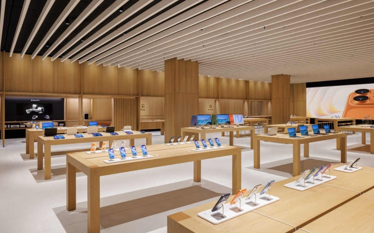 北京第六家苹果Apple Store零售店今日开幕