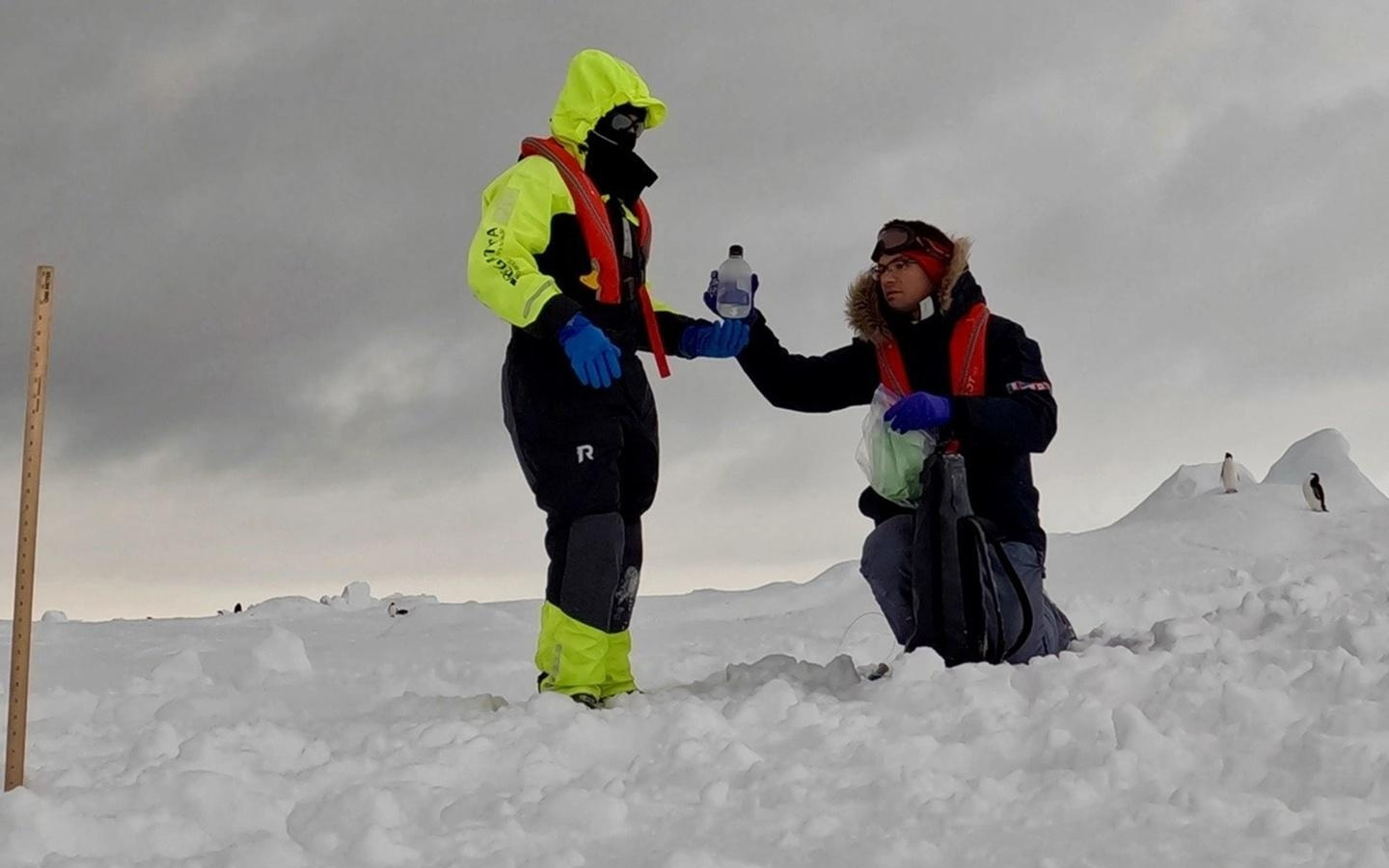 NASA在南极钻探3675英尺取样,为寻找冰星生命铺路