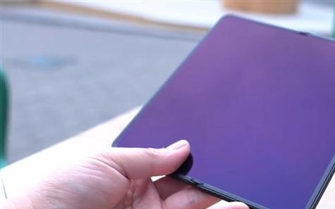 OPPO Find N6和友商折叠屏对比：折痕差距高下立判