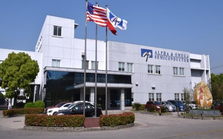 经开区｜比头发丝更细！全球首条35微米功率半导体超薄晶圆量产就在松江综保区