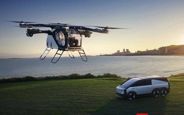 听完《政府工作报告》 何小鹏：锚定智能经济与低空经济，以科创破局“十五五”开局