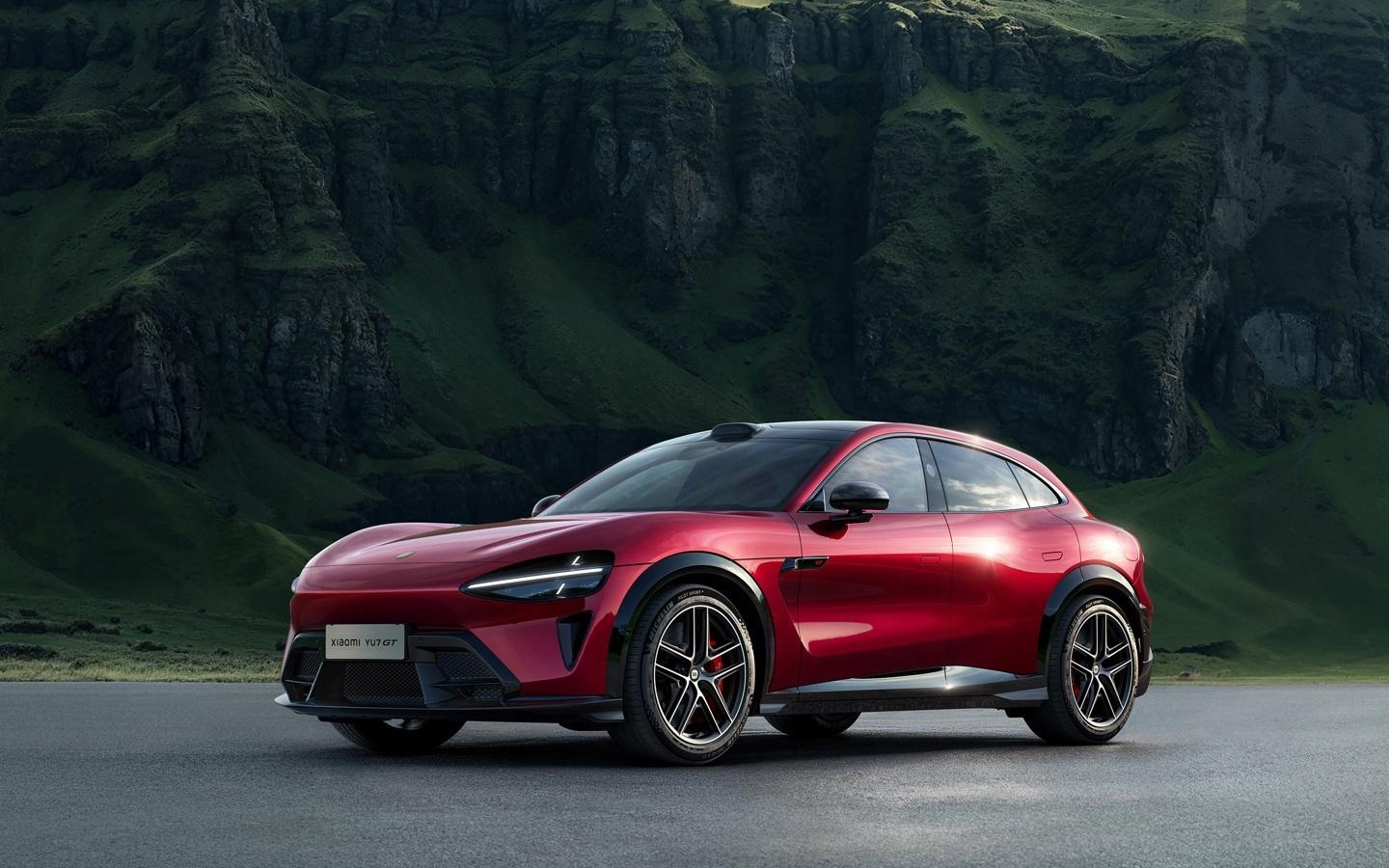 小米YU7 GT“车厘子红”明日起实车陆续进店