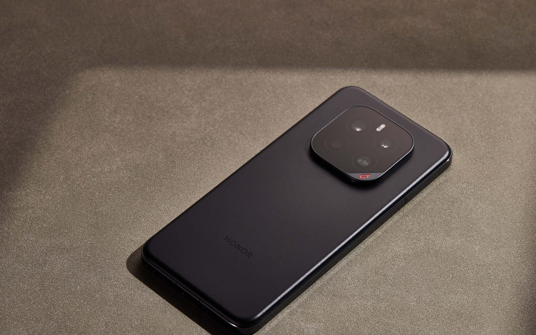 荣耀GT Pro支持《王者荣耀》144帧，升级116版本开放可用