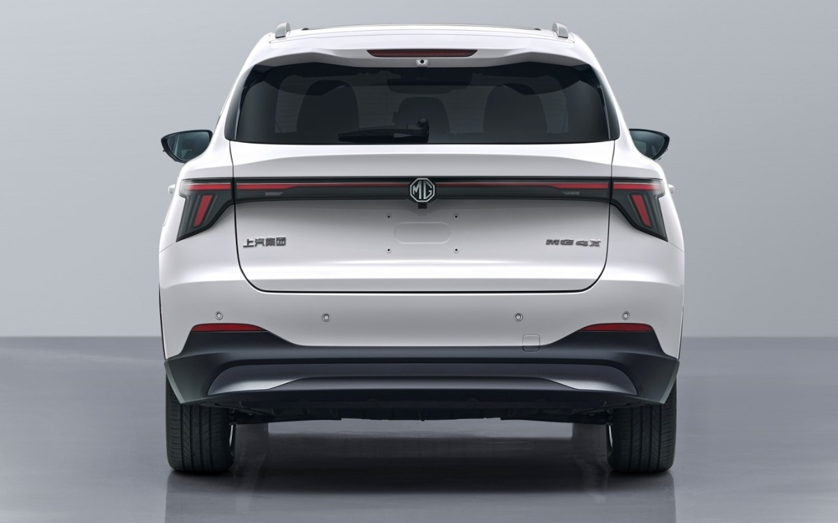 上汽MG 4X纯电SUV完成申报：半固态电池、OPPO智行生态互联