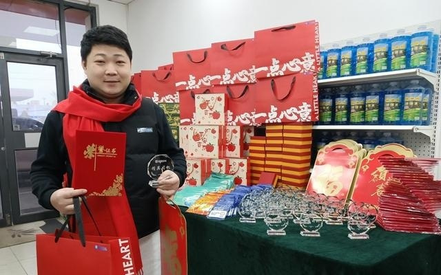 “一块出发日”暖“新”不停，高德联合合作平台多举措关爱网约车司机