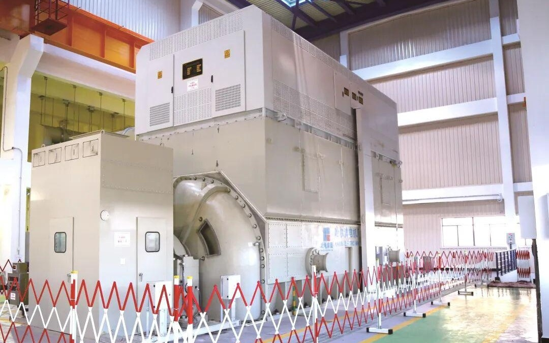 全球首台，正式启运！攻克多项难题