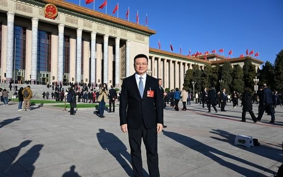 企业未来发展离不开人工智能，张帆代表建议建设高质量工业数据集